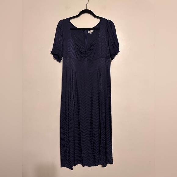 Maisie Navy Blue Morton Chevron Puff Sleeve Satin Silky Midi Dress XL - Picture 4 of 9